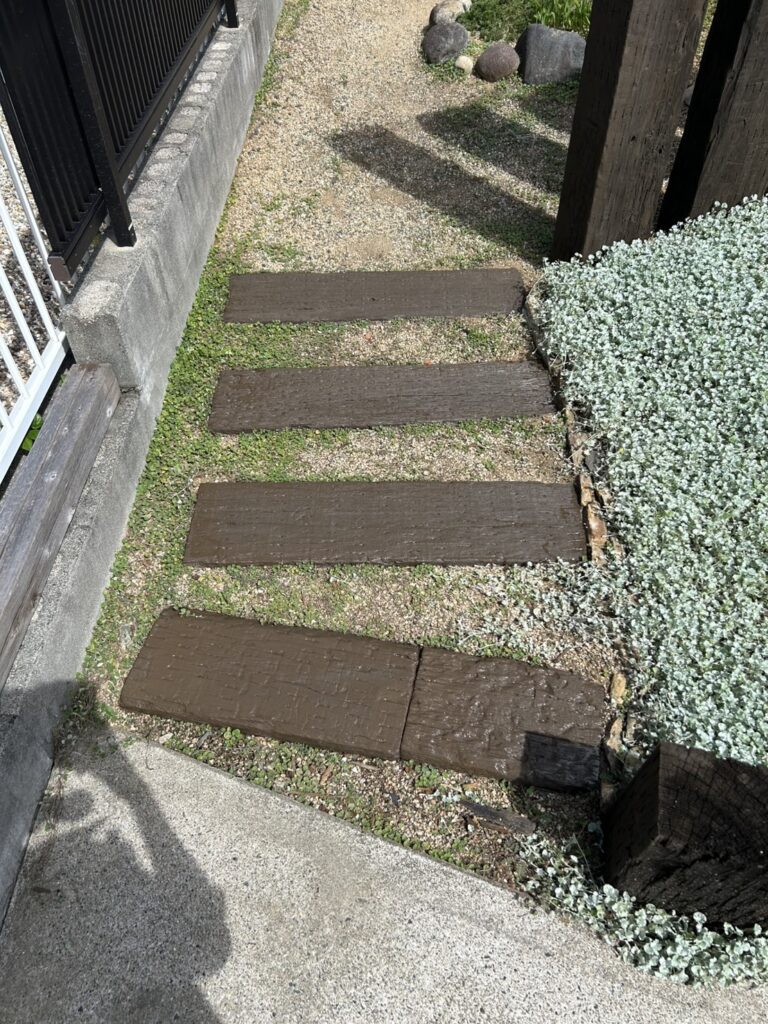 おもてなし塗装（枕木ステップ）