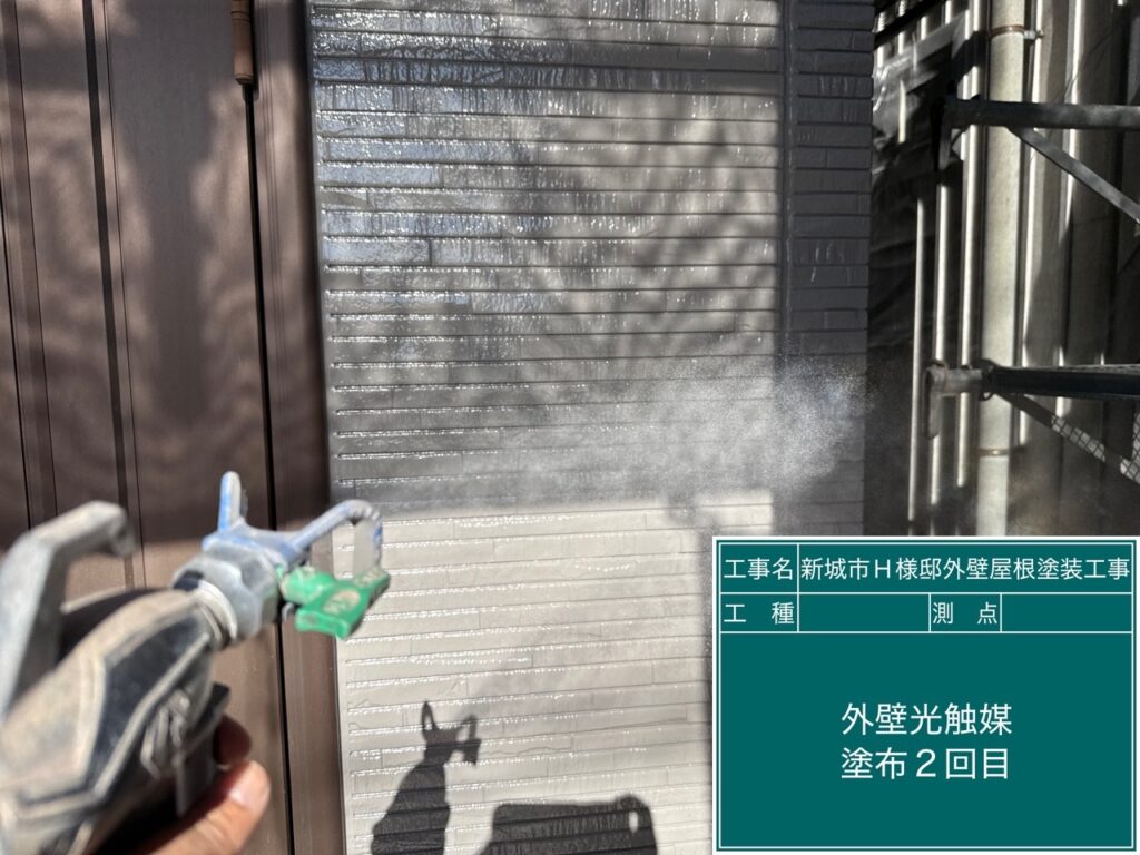 壁光触媒2回目塗布