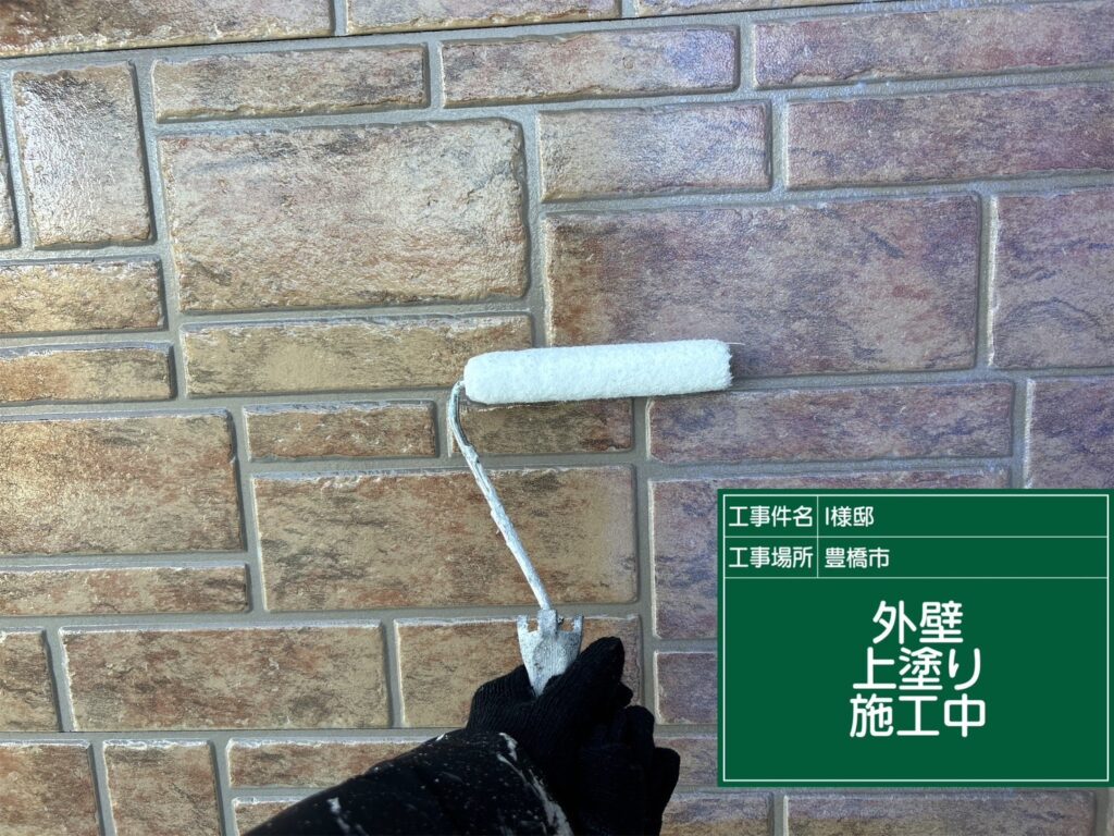 壁上塗り（クリヤー上塗り）