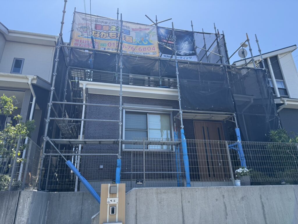 完了検査及びタッチアップや解体前の清掃を行います。