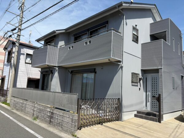 豊橋市 K様邸(トーリンホーム) 外壁屋根塗装リフォーム／玄関タイル張り替え